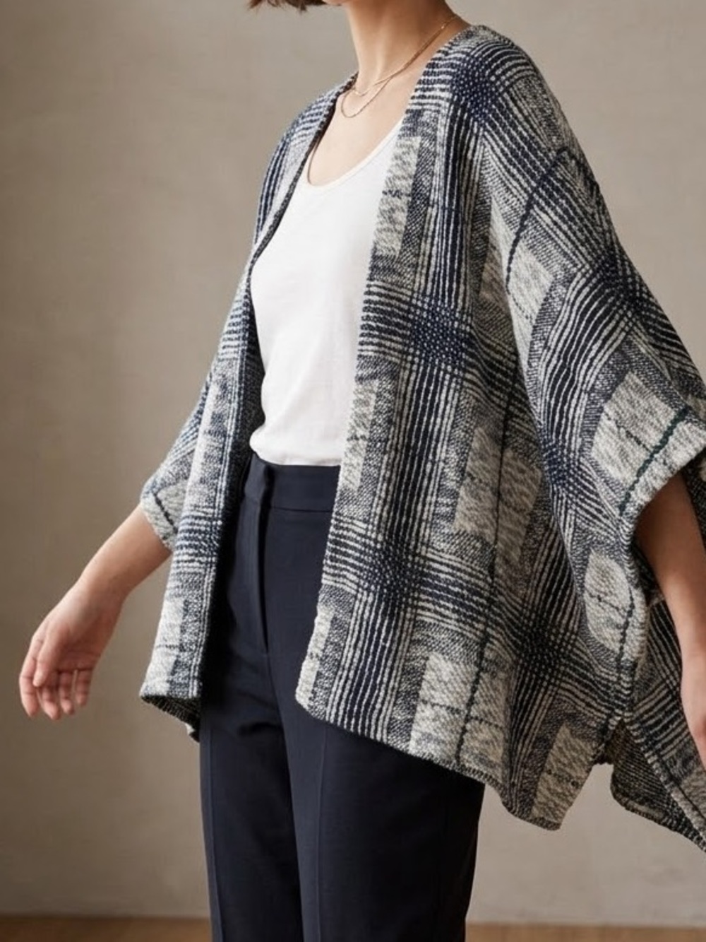 Lee Cape Cardigan - One Size
